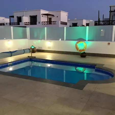 Varela Lo House Con Piscina Privada Nyaraló